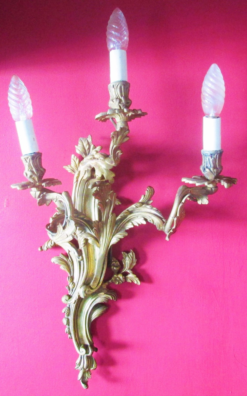 c191020 fine pair of gilt wall lights